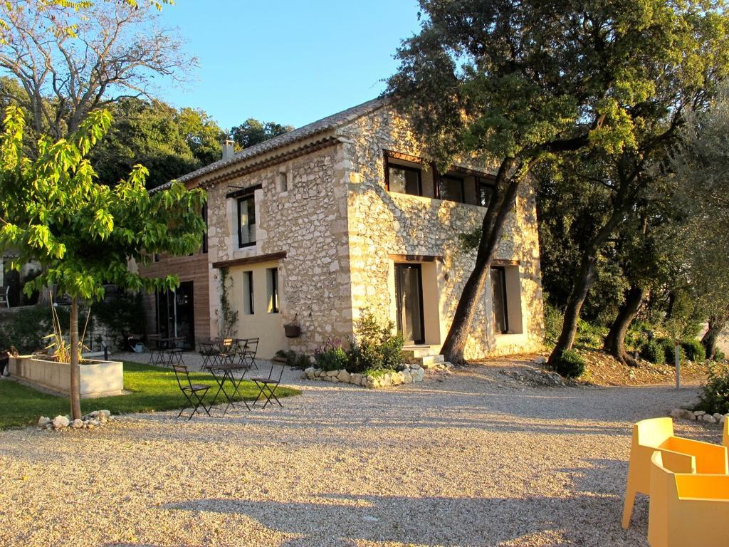 Les Esplanes Acomodação com café da manhã La Garde-Adhémar Exterior foto